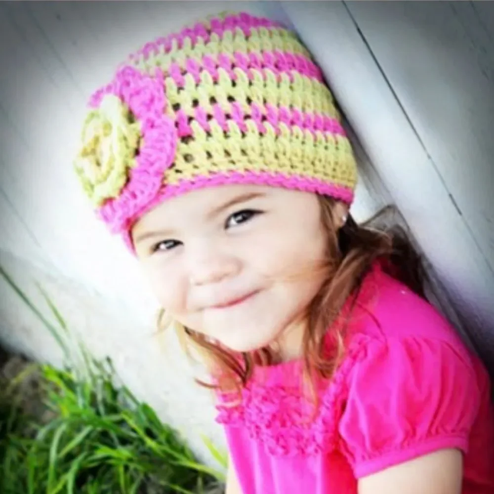 Daisy Baby Girls Crocheted Skull Hat Beanie Pink and Lime Green 2-8 years NEW